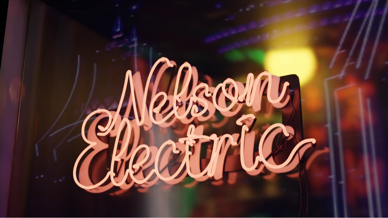 Custom illuminated Nelson Electric neon sign